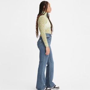 Levi’s 70’s high rise flare jeans size 28 women’s white label premium denim